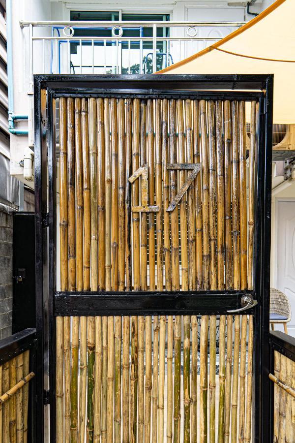 Way-K Hostel Bangkok Exterior foto